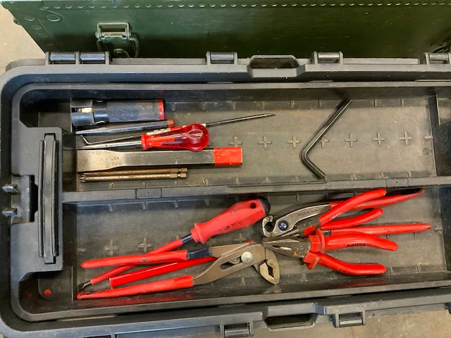 Knipex ,stanley gereedschapskisten met inhoud (2x) - afbeelding 4 van  5