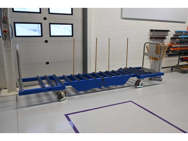 Knoll feinmechanik glas transportwagen inclusief glashouders - afbeelding 1 van  9