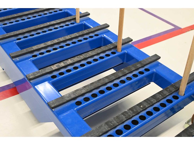 Knoll feinmechanik glas transportwagen inclusief glashouders - afbeelding 9 van  9