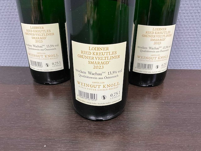 Knoll gruner veltliner smaragd kreutles 2023 (4x) - afbeelding 3 van  3