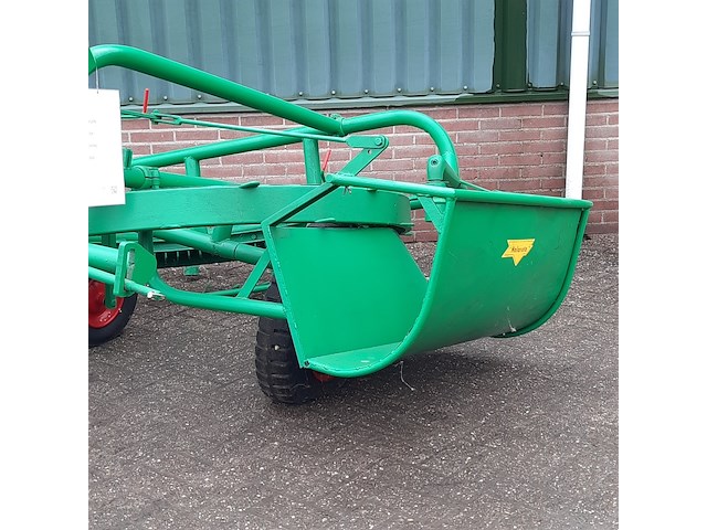 Knollen plukmachine holarota, bouwjaar 1960 - afbeelding 9 van  15