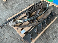 Knopernaalden ( new holland bb960 ) - afbeelding 1 van  6