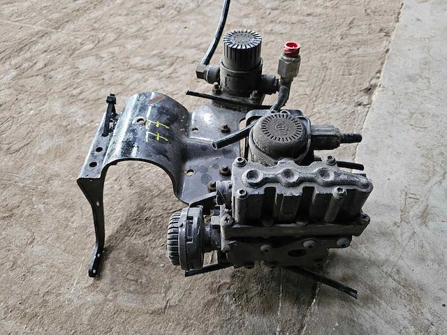 Knorr-bremse - ebs - klep - afbeelding 3 van  3