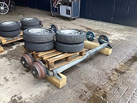 Knott assen tandem aanhangwagen onderdelen en accessoires - afbeelding 1 van  5