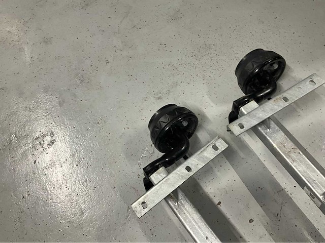 Knott geremde as set - afbeelding 1 van  1