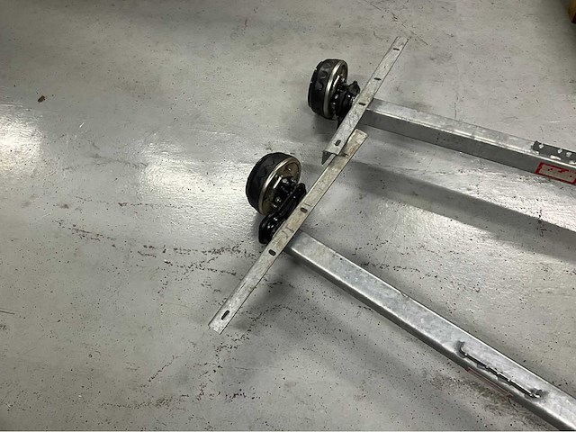 Knott geremde as set - afbeelding 6 van  10