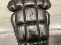 Knox b tp/2 kniebescherming (70x) - afbeelding 1 van  6