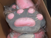 Knuffle kussen pootje grijs 1x - afbeelding 3 van  3