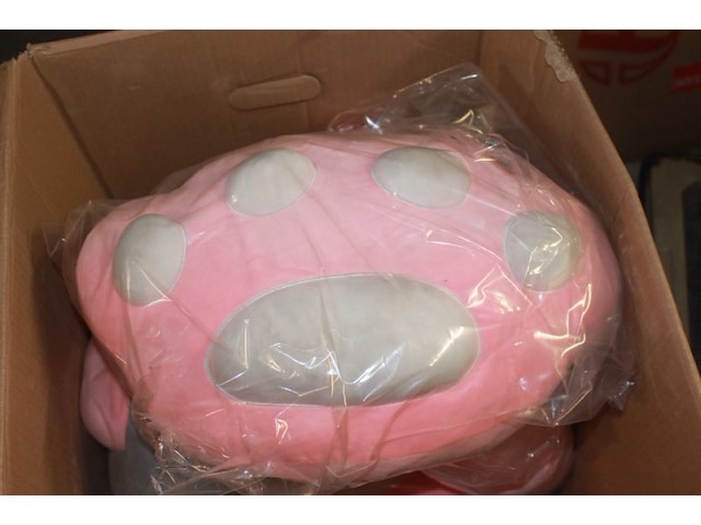 Knuffle kussen pootje rose1x - afbeelding 2 van  3