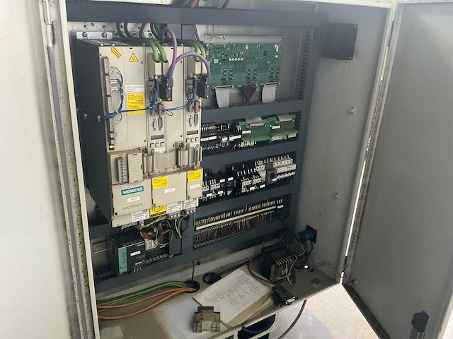 Knuth - eco-mill 450 - cnc-milling machine - 2007 - afbeelding 2 van  10