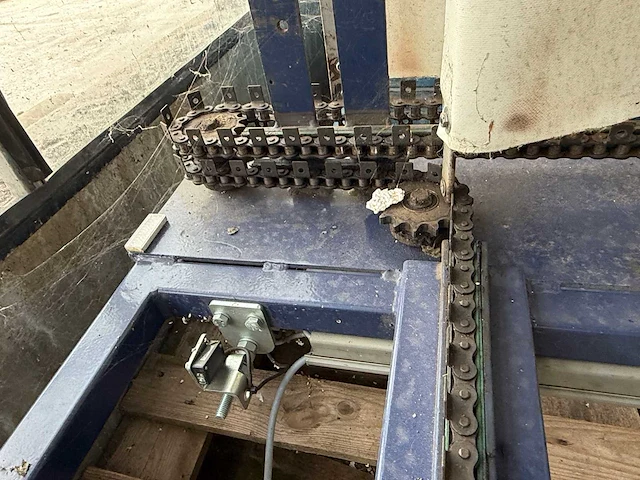 Koat verticale dozenlift - afbeelding 49 van  54