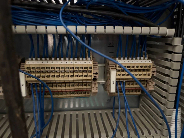 Koat verticale dozenlift - afbeelding 33 van  54