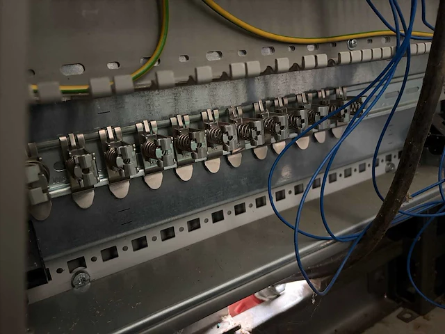 Koat verticale dozenlift - afbeelding 48 van  54