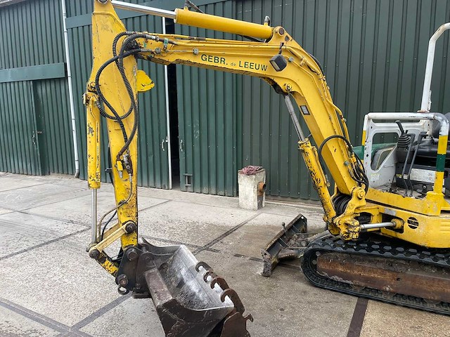 Kobelco 30sr minigraafmachine - afbeelding 7 van  19