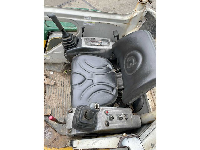 Kobelco 30sr minigraafmachine - afbeelding 15 van  19