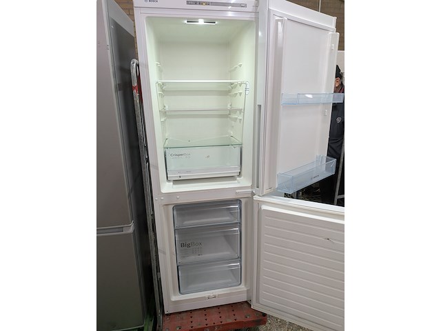 Koel- / vriescombinatie bosch, fd 9403 - afbeelding 3 van  6