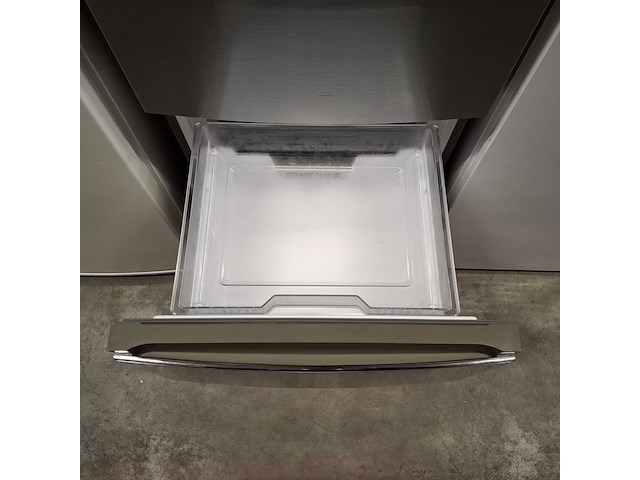 Koel- vriescombinatie demo, haier, nofrost a+++, grijs / chroom - afbeelding 9 van  11