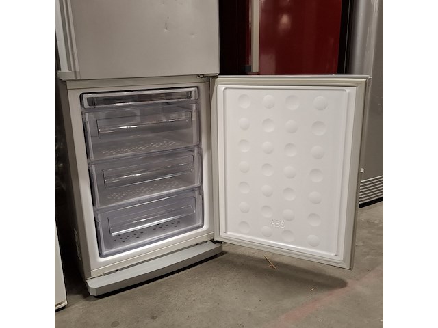 Koel- vriescombinatie, samsung, rl38ecps - nofrost, grijs / chroom - afbeelding 6 van  8