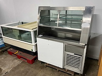 Koel- / warmhoudvitrine (2x) - afbeelding 1 van  9