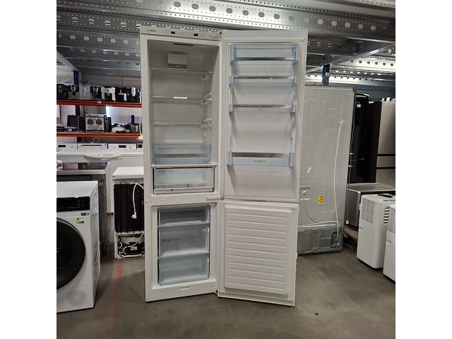 Koel vries combinatie, bosch a+++, kge39bw40, 2023 - afbeelding 2 van  9