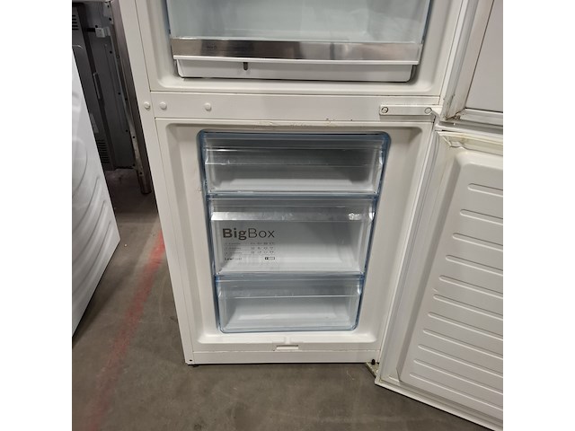 Koel vries combinatie, bosch a+++, kge39bw40, 2023 - afbeelding 4 van  9