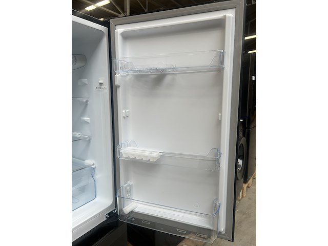 Koel-vriescombinatie 157 liter chiq, fbm157l42 - afbeelding 3 van  5