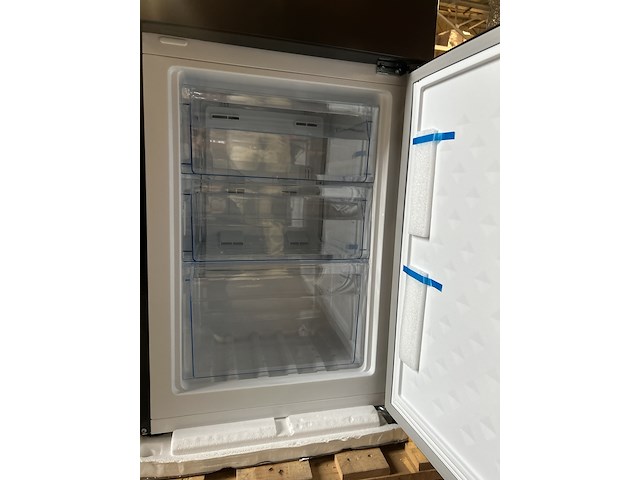 Koel-vriescombinatie 231 liter chiq, fbm228ne4de - afbeelding 7 van  7