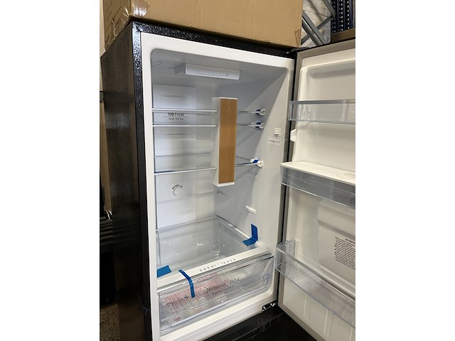 Koel-vriescombinatie 231 liter, chiq, fbm228ne4de - afbeelding 2 van  4