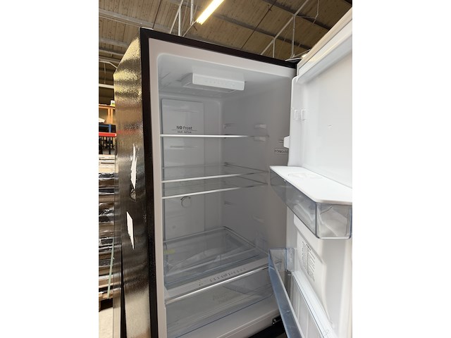 Koel-vriescombinatie 231 liter chiq, fbm228ne4de - afbeelding 2 van  3