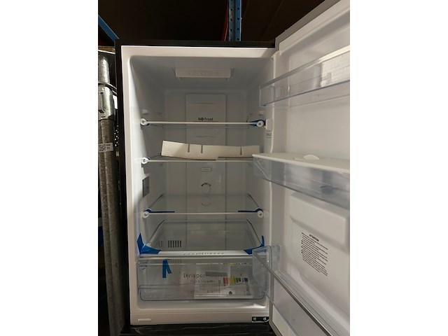 Koel-vriescombinatie 231 liter, chiq, fbm228ne4de - afbeelding 2 van  6