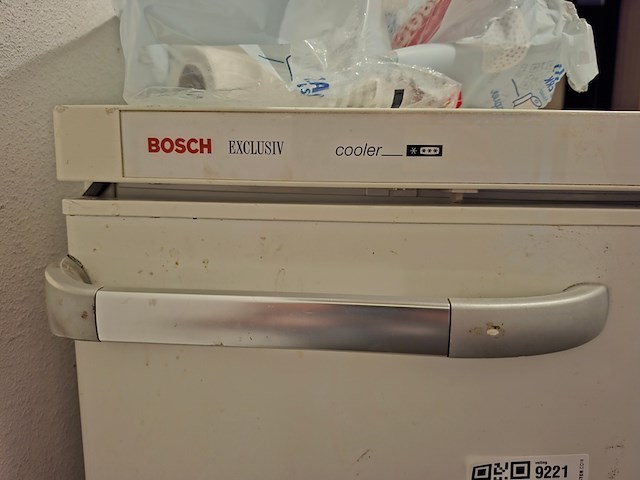 Koel-vriescombinatie bosch, exclusiv - afbeelding 2 van  3