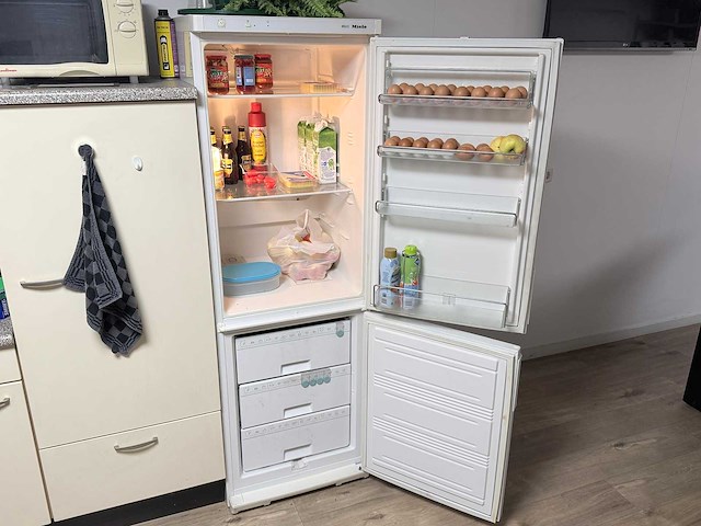 Koel-vriescombinatie miele - afbeelding 4 van  4