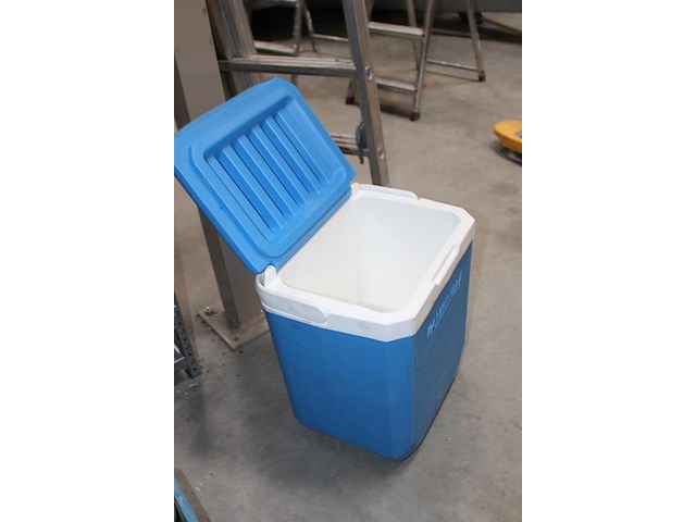 Koelbox campinggaz. - afbeelding 2 van  2