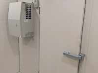 Koelcel met koelunit en bedieningspaneel, keyfrost