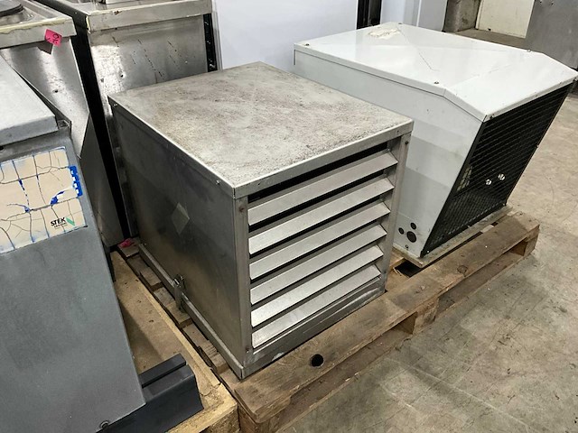 Koelcompressor huisje - afbeelding 1 van  5