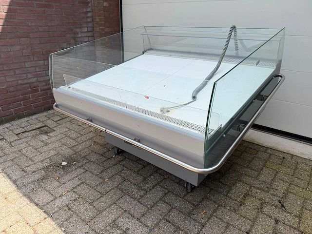 Koeleiland - koelvitrine - afbeelding 1 van  3
