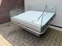 Koeleiland - koelvitrine - afbeelding 1 van  3