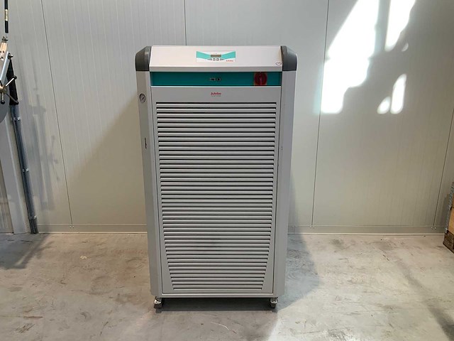 Koeler - julabo - flw11006 - circulatiekoeler - afbeelding 1 van  12