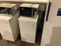 Koelkast en 1 combimagnetron - afbeelding 1 van  2