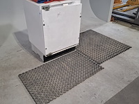 Koelkast, nederlandse vlag en deurmat - afbeelding 2 van  20