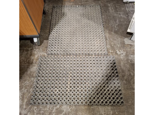 Koelkast, nederlandse vlag en deurmat - afbeelding 17 van  20