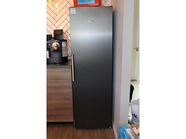 Koelkast siemens. afmeting 59 x 63 x 185 cm. - afbeelding 2 van  3