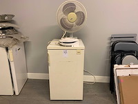 Koelkast, ventilator & wafelijzer - afbeelding 1 van  4