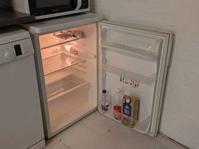 Koelkast, zanussi, zrt16jd - afbeelding 2 van  4