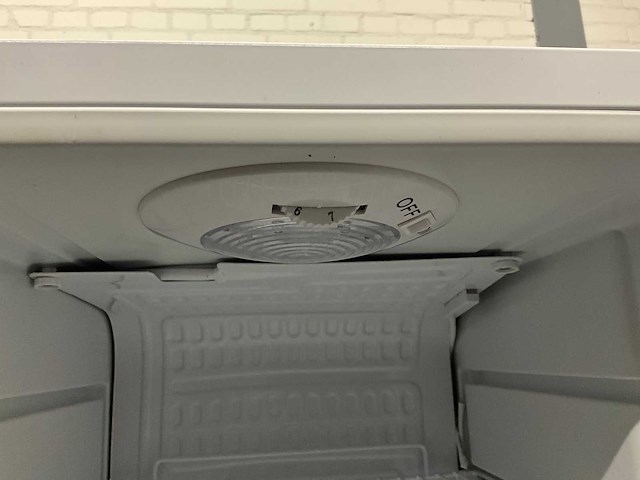 Koelkast - afbeelding 8 van  9