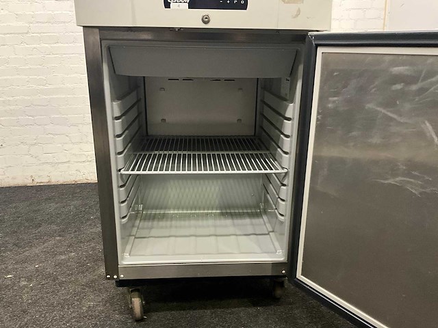 Koelkast - afbeelding 8 van  9