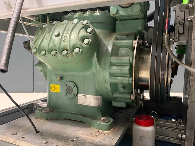 Koelmachine aangedreven door gasmotor - afbeelding 5 van  6