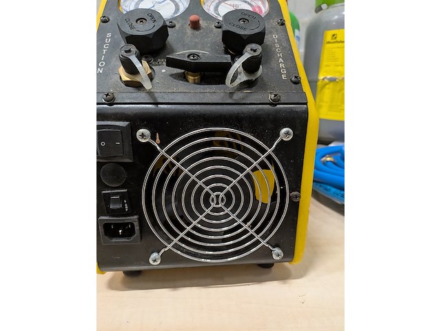 Koelmiddel afpompunit met 3x gasfles r-32 diflormethaan, cps, tr500e - afbeelding 10 van  15