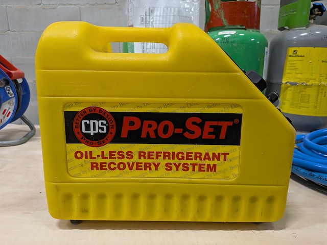 Koelmiddel afpompunit met 3x gasfles r-32 diflormethaan, cps, tr500e - afbeelding 11 van  15
