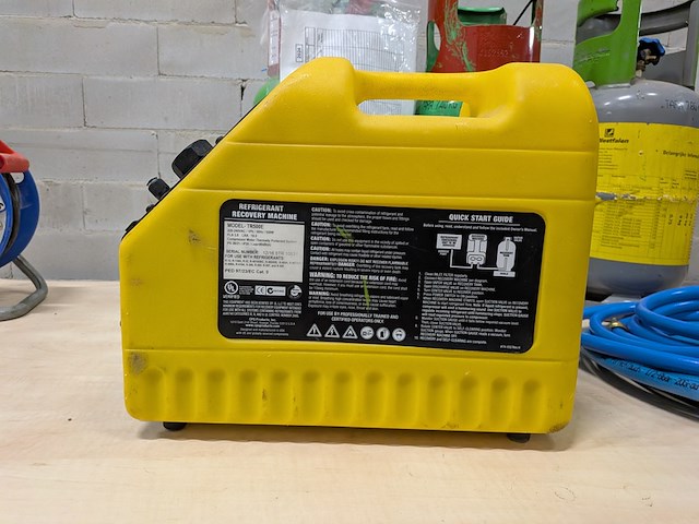 Koelmiddel afpompunit met 3x gasfles r-32 diflormethaan, cps, tr500e - afbeelding 13 van  15